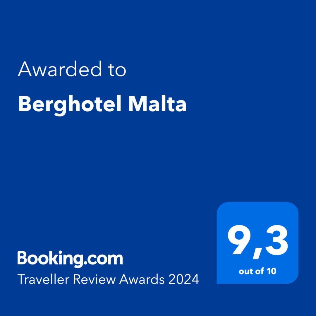 Berghotel Малта Екстериор снимка